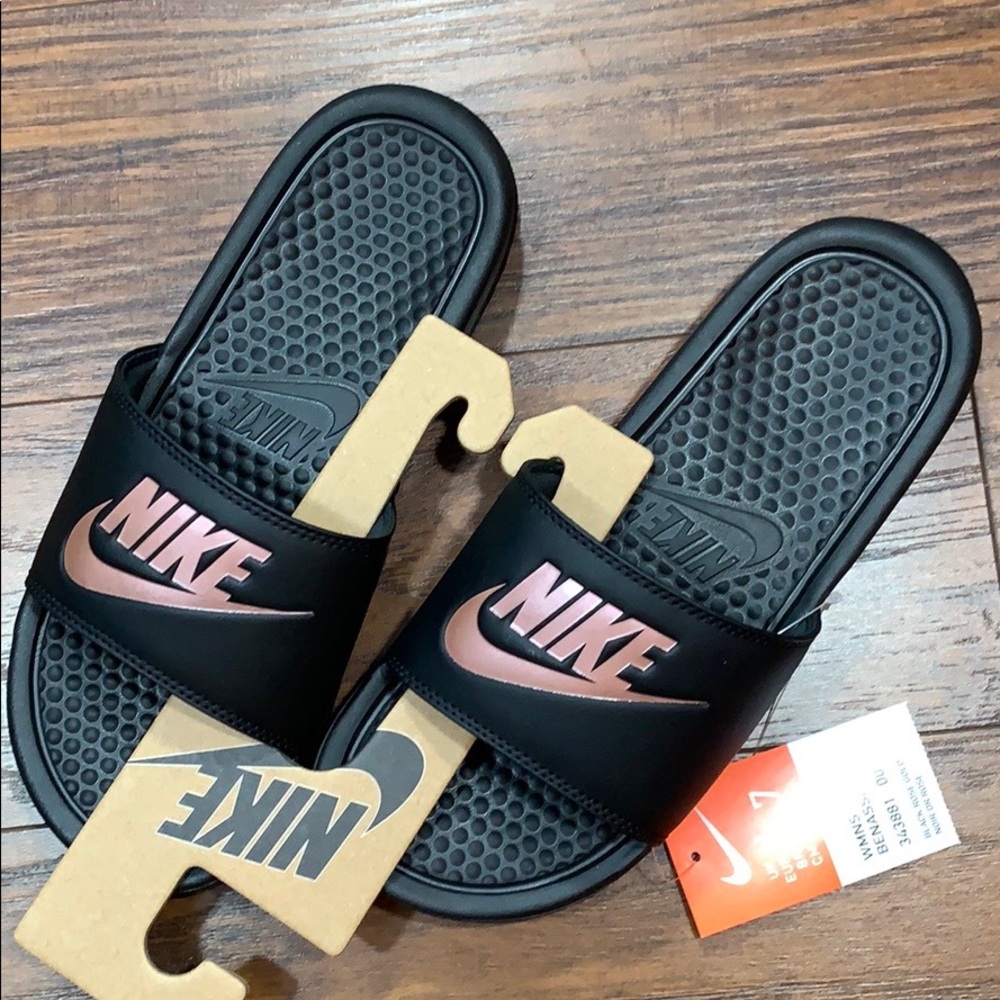 NIKE WMNS BENASSI JDI Black/Rose Gold - Picture 14 of 16